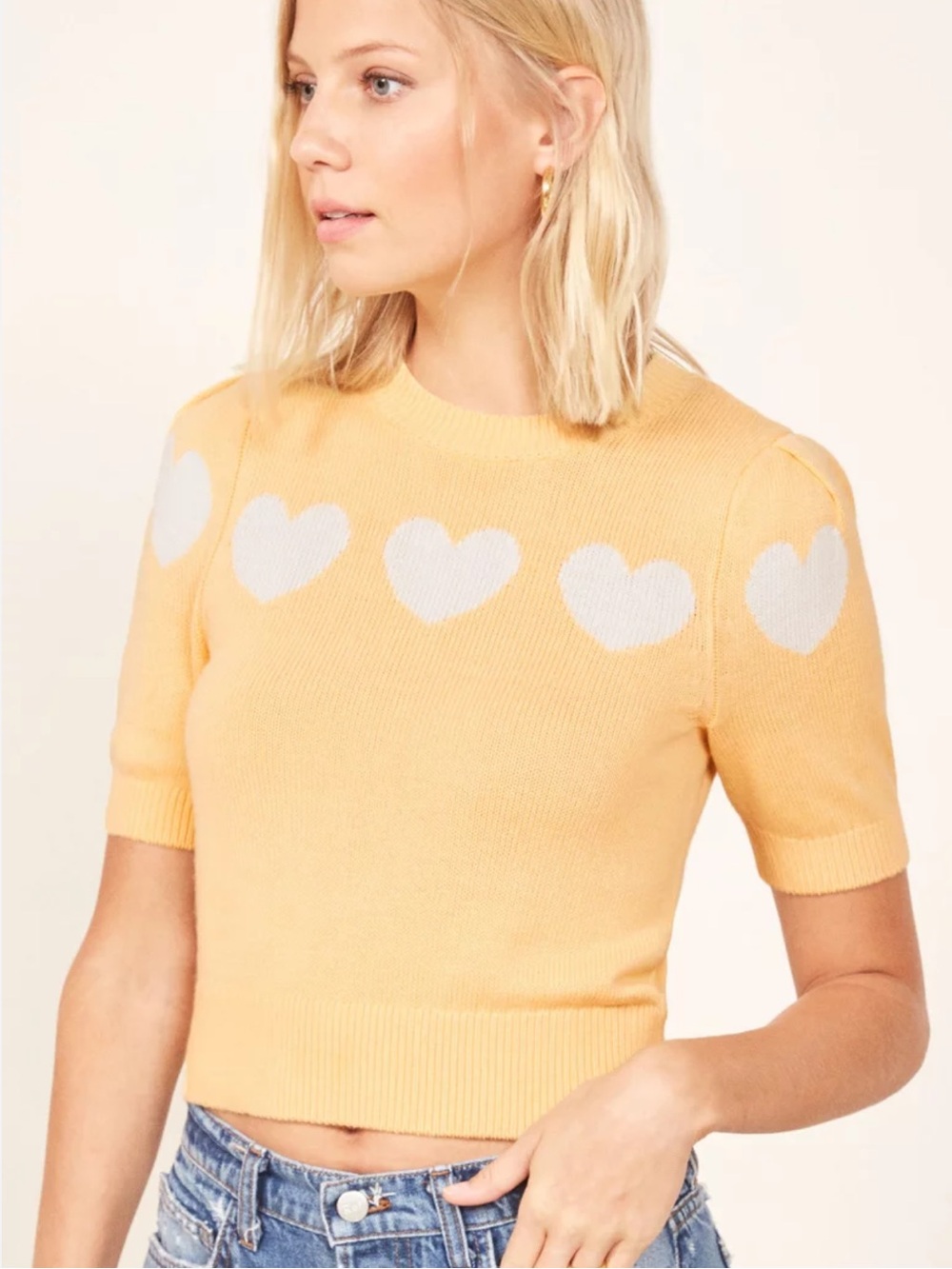 Reformation Daisy Crop Sweater Size Small Yellow Heart Short Sleeve Crew Neck